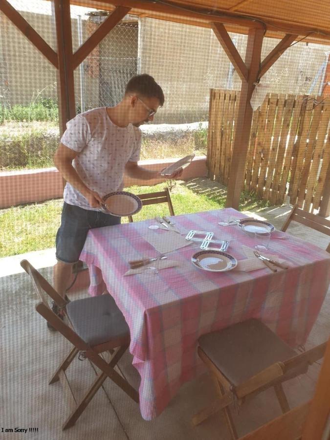 Cabana De Madera Especial Y Acogedora Cardenete 外观 照片
