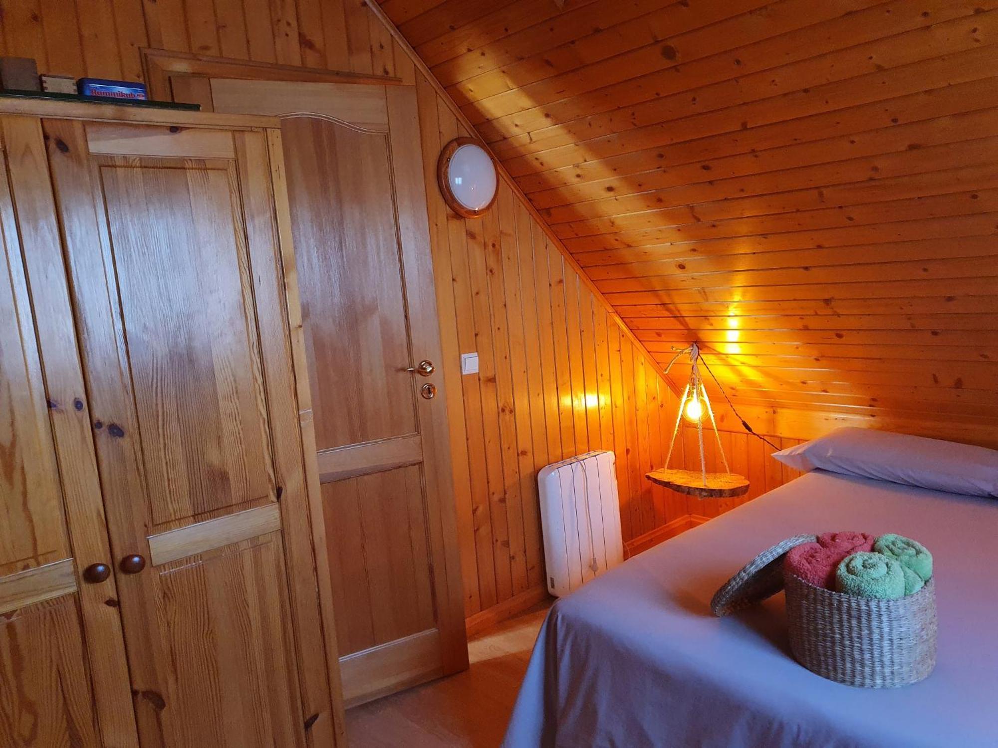 Cabana De Madera Especial Y Acogedora Cardenete 外观 照片